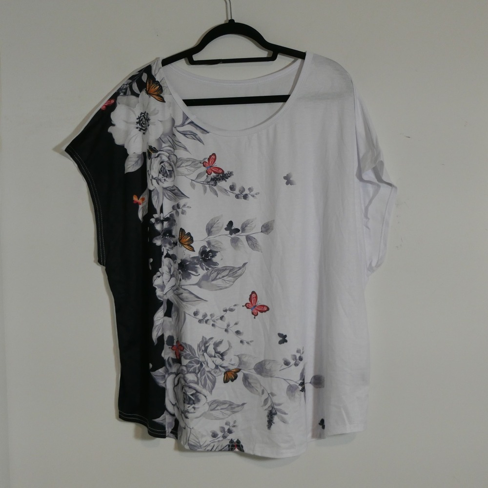 SHEIN Curve Womens Top 4XL White Floral Butterfly Asymmetrical Cottagecore Soft